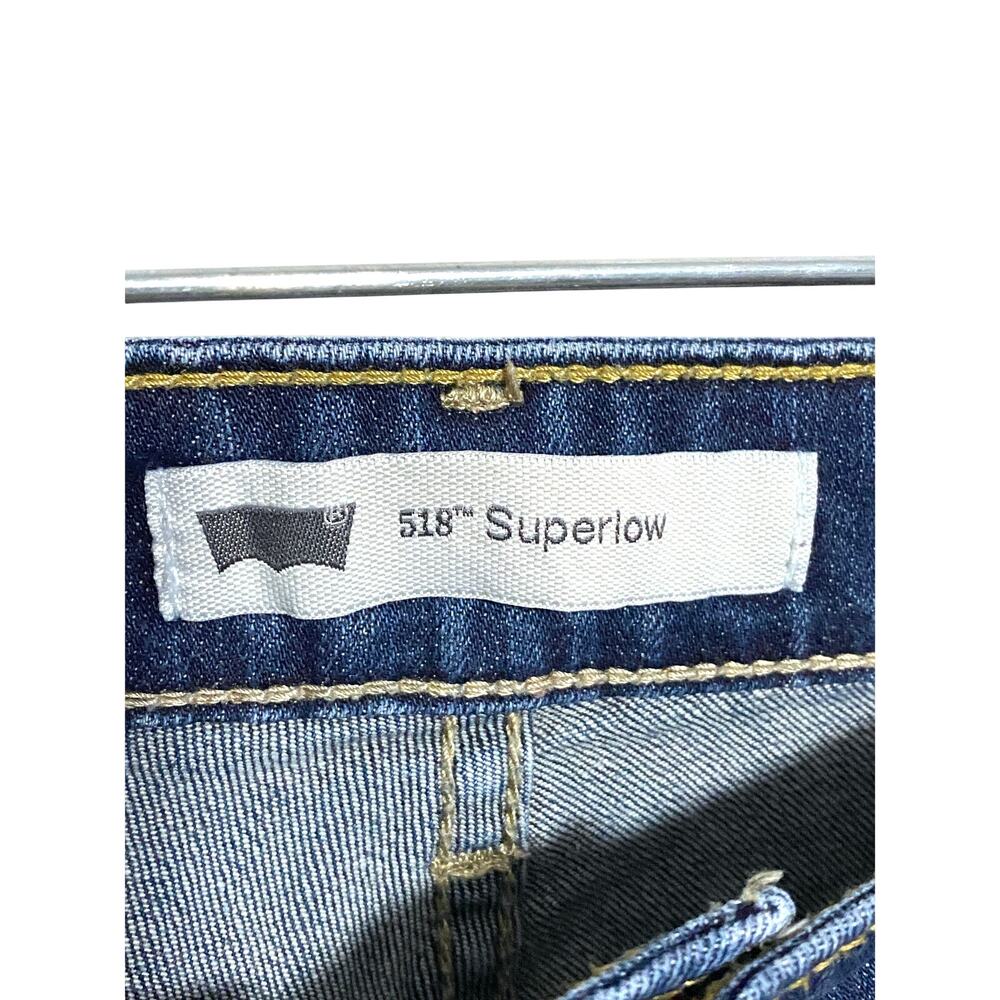 Levis 518 Super Low Blue Bootcut Jeans Womens 9M Dark Wash Y2K Classic Stretch - Picture 7 of 9